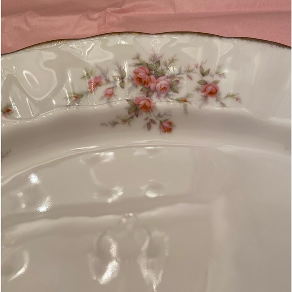 EUC VINTAGE PARAGON VICTORIANA ROSE MEDIUM PLATTER BONE CHINA - Picture 5 of 10